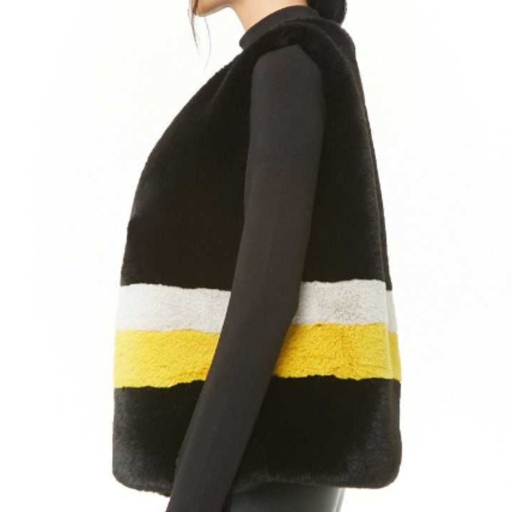 Shaci Faux Fur Vest